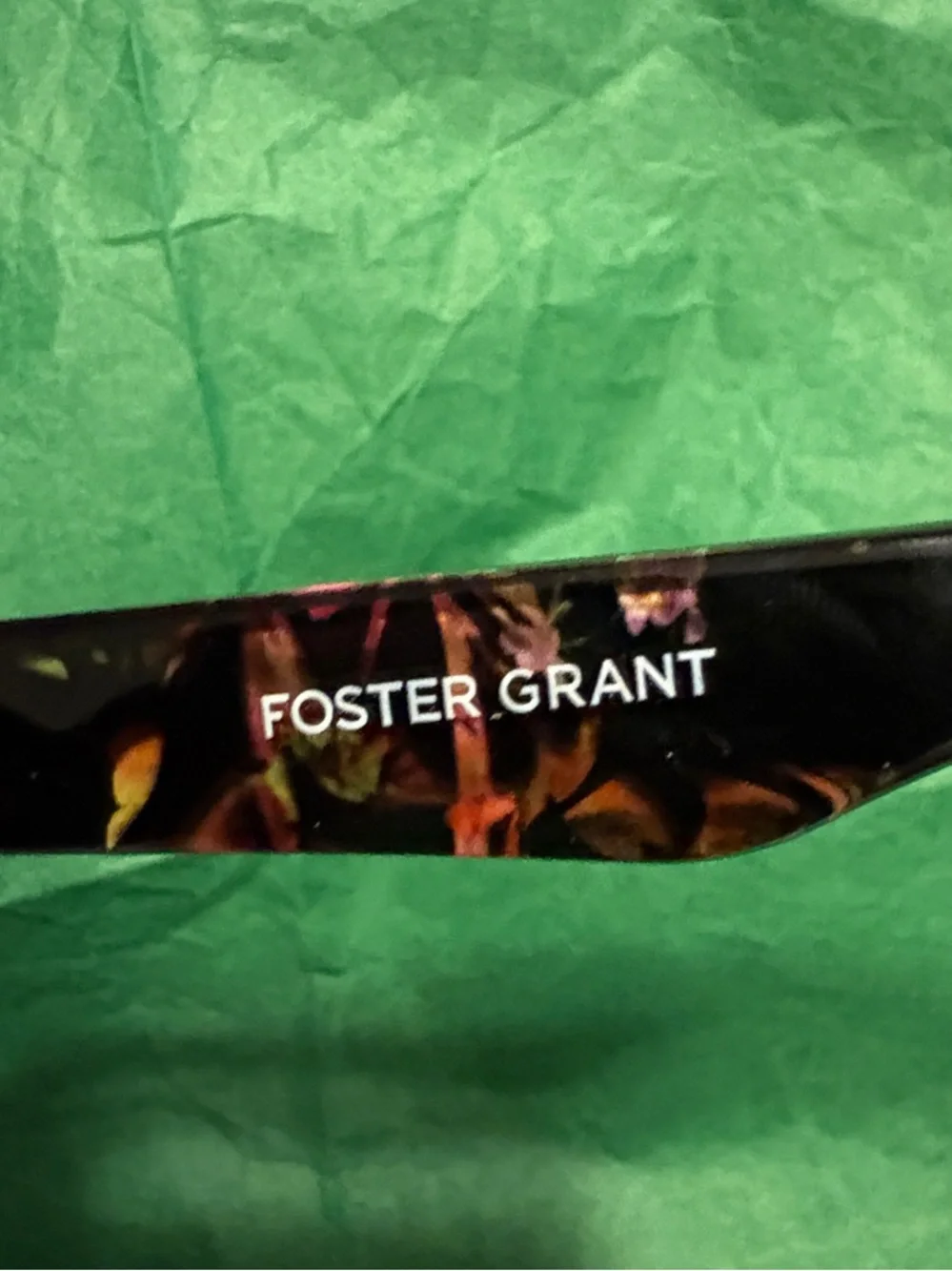 Black Women's Sunglasses - Foster Grant